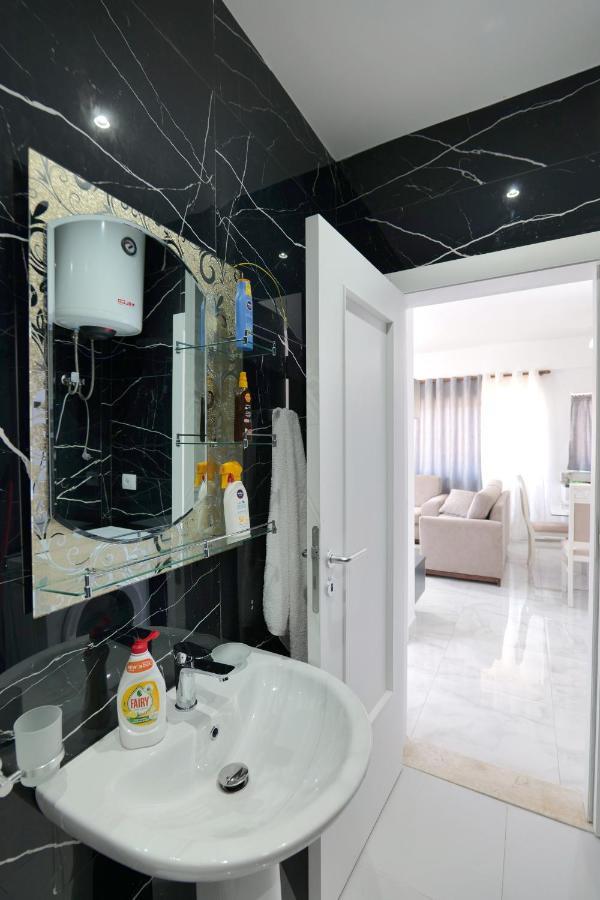 Arijons Apartments Sarandë Exteriér fotografie