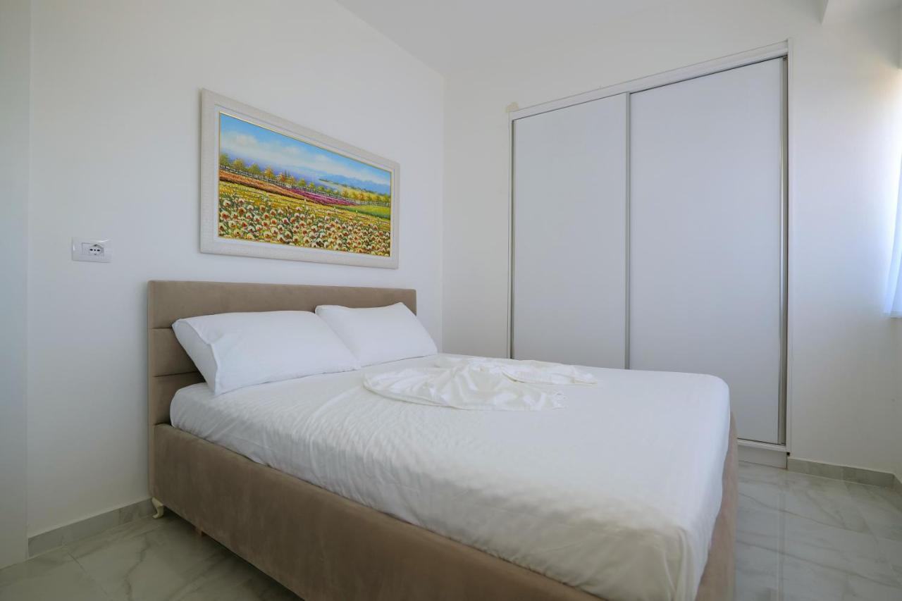Arijons Apartments Sarandë Exteriér fotografie