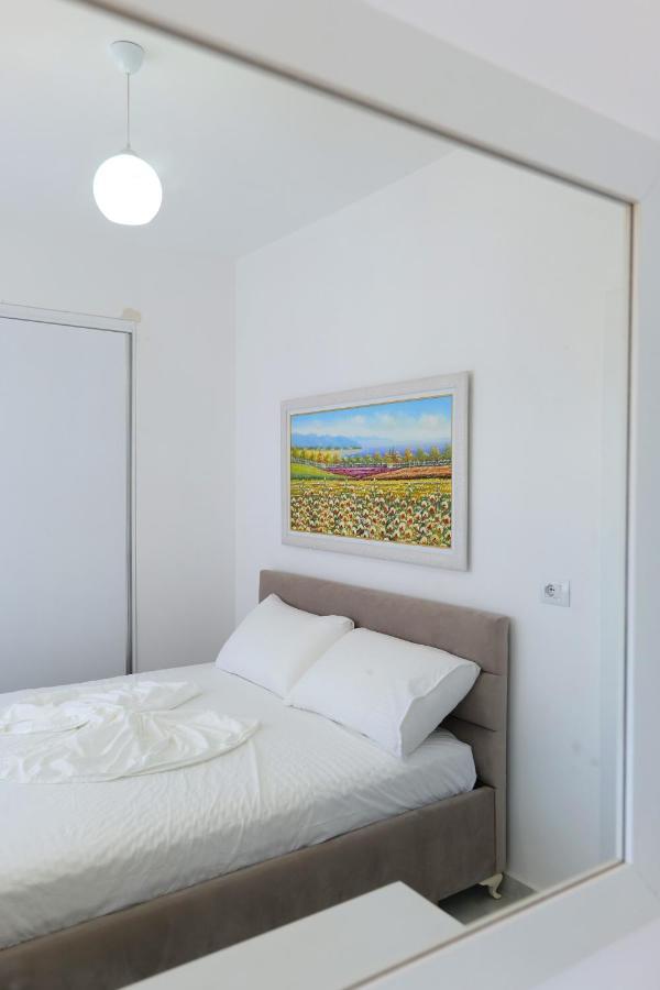 Arijons Apartments Sarandë Exteriér fotografie